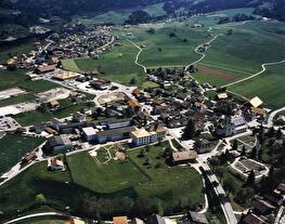 Dorf Plaffeien ums Jahr 2000