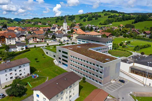PS- und OS-Schulzentrum Plaffeien 2017
