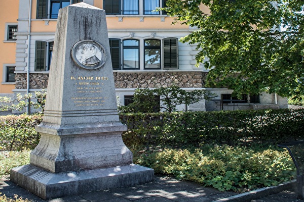 Jacob Dubs Denkmal