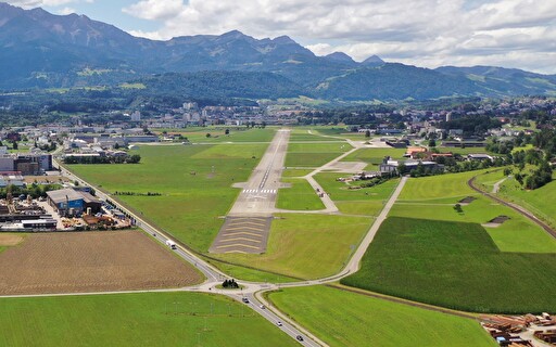 Luftbild vom Flugplatz Emmen.