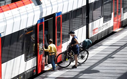 Zug und Velo