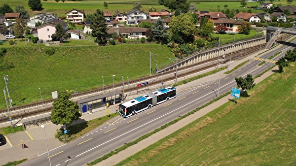 Luftbild Bahnhof Waldibrücke.