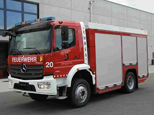 Tanklöschfahrzeug Feuerwehr Emmen