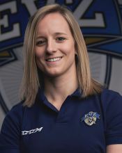 Lara Stalder