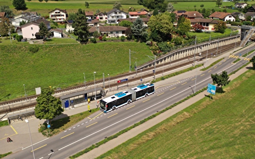 Luftbild Bahnhof Waldibrücke.