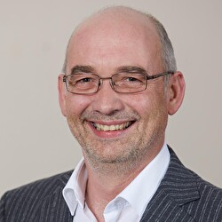 Rolf Schmid