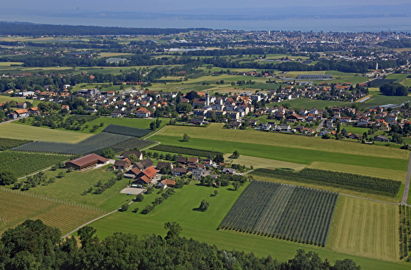 Neukirch mit Sicht in Richtung See