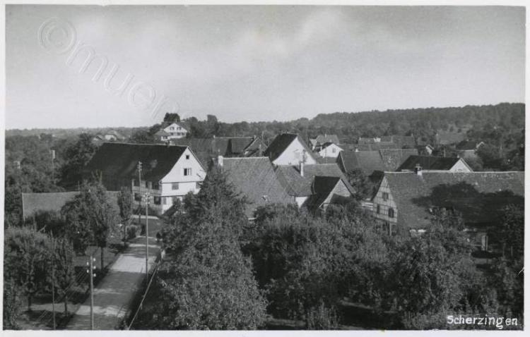 40er Jahre, Dorfstrasse vom Kirchturm aus