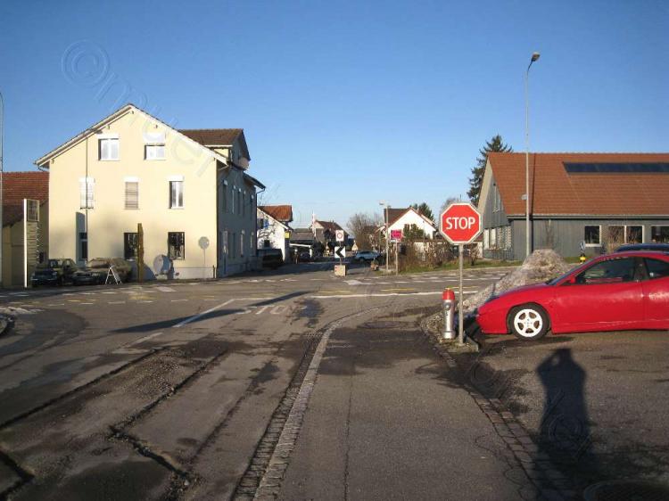 2015 / Manaustrasse mit der alten Chäsi an der Seestrasse