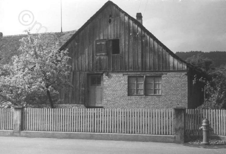 Haus an der Dorfstrasse