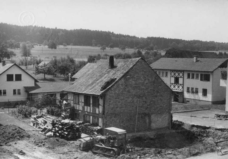 Abbruch an der Dorfstrasse