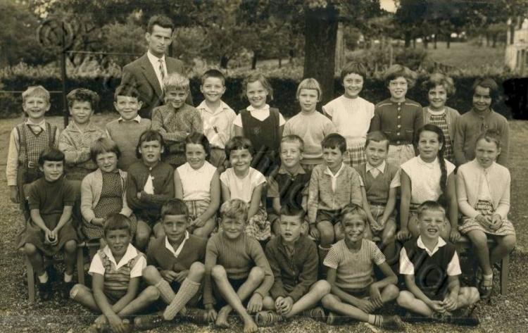1961 Schule Scherzingen / Lehrer René Stibi