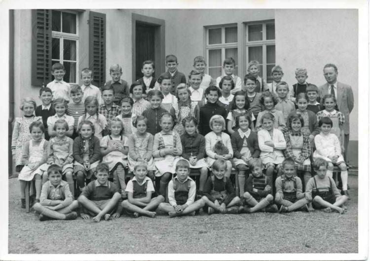 Schule Scherzingen / Lehrer Jakob Hartmann