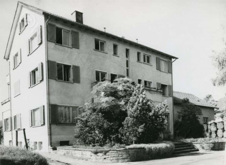 alte Landstrasse / Schreinerei Lottenbach