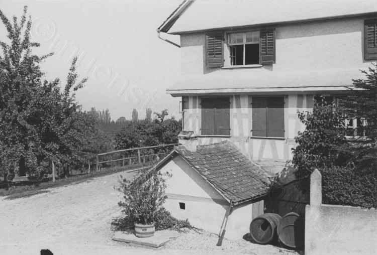 Dorfstrasse / ehemals Rustishauser