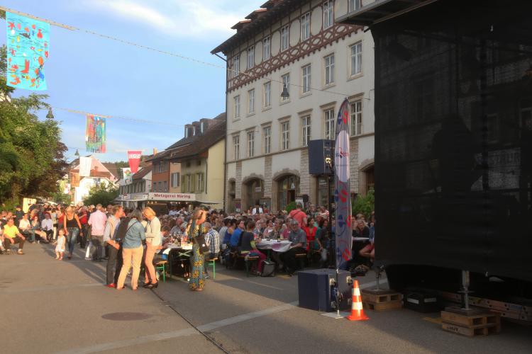 Der Verein Jazz uf em Strich organisiert jährlich den bereits traditionellen Anlass in der Begegnungszone.