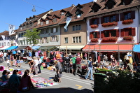 Betrieb auf Flohmarkt 2015