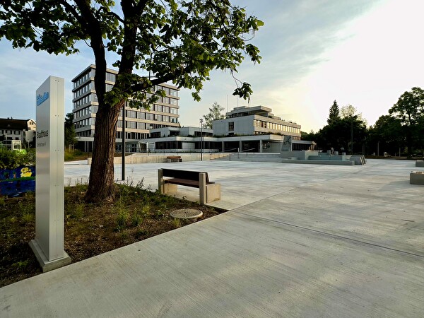 Stadthausplatz Wallisellen