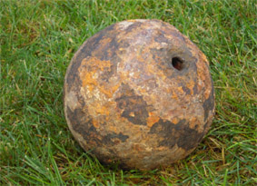 Die Kanonenkugel, gefunden 2012 im Richti-Areal