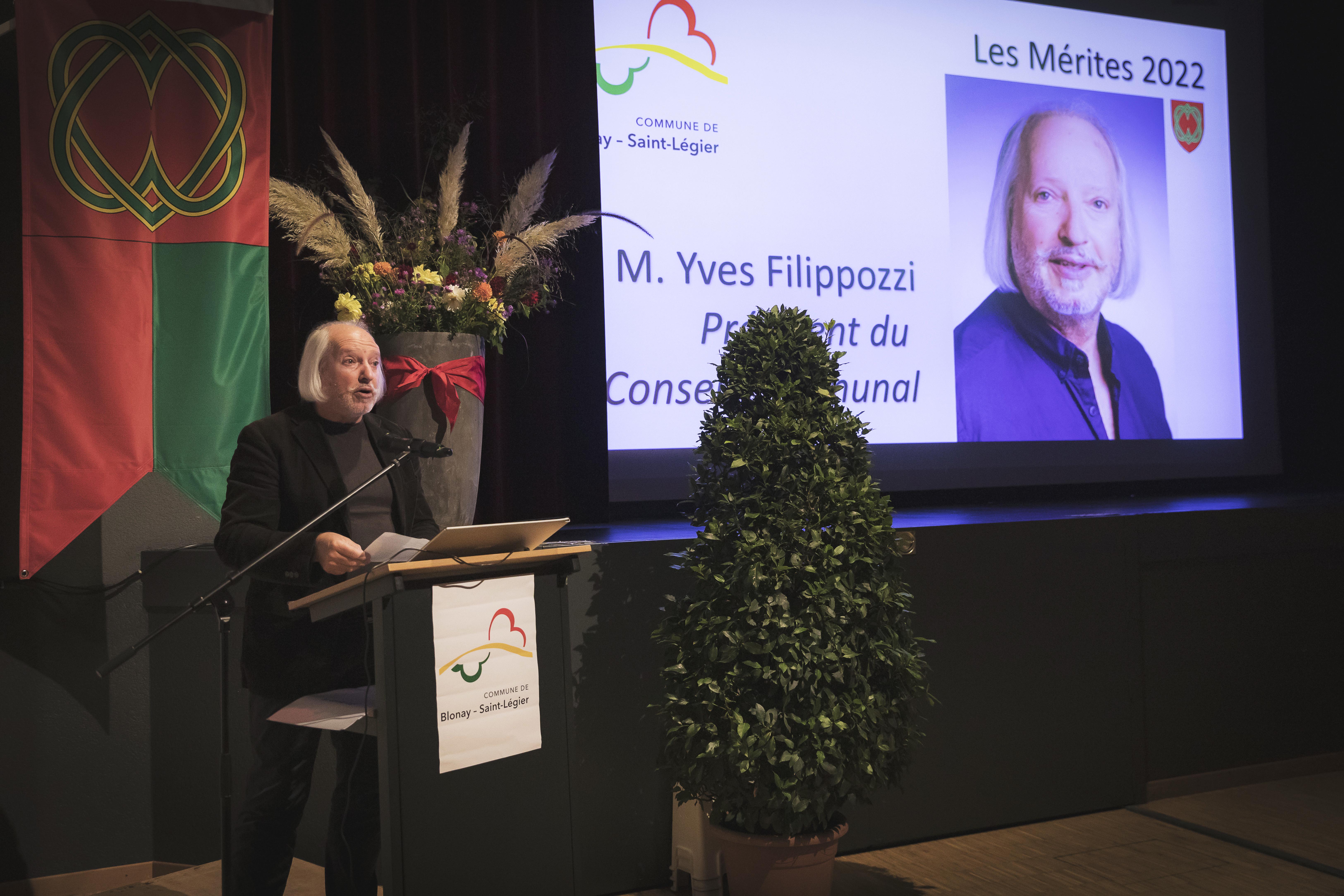 M. Yves Flippozzi, président du Conseil communal