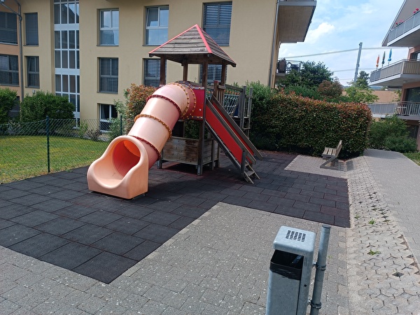 Place de jeux de Praz Simon à Blonay