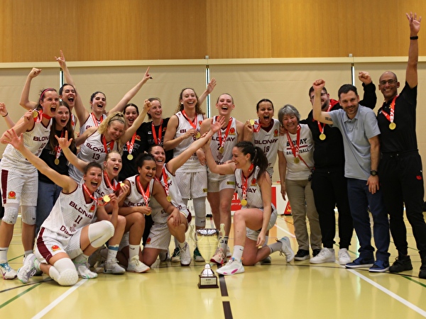 L'équipe de Blonay Basket championne de Suisse de LNBF