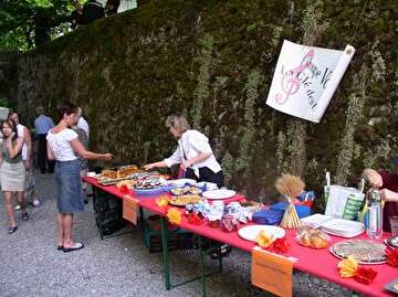 Marché villageois au Château de Blonay