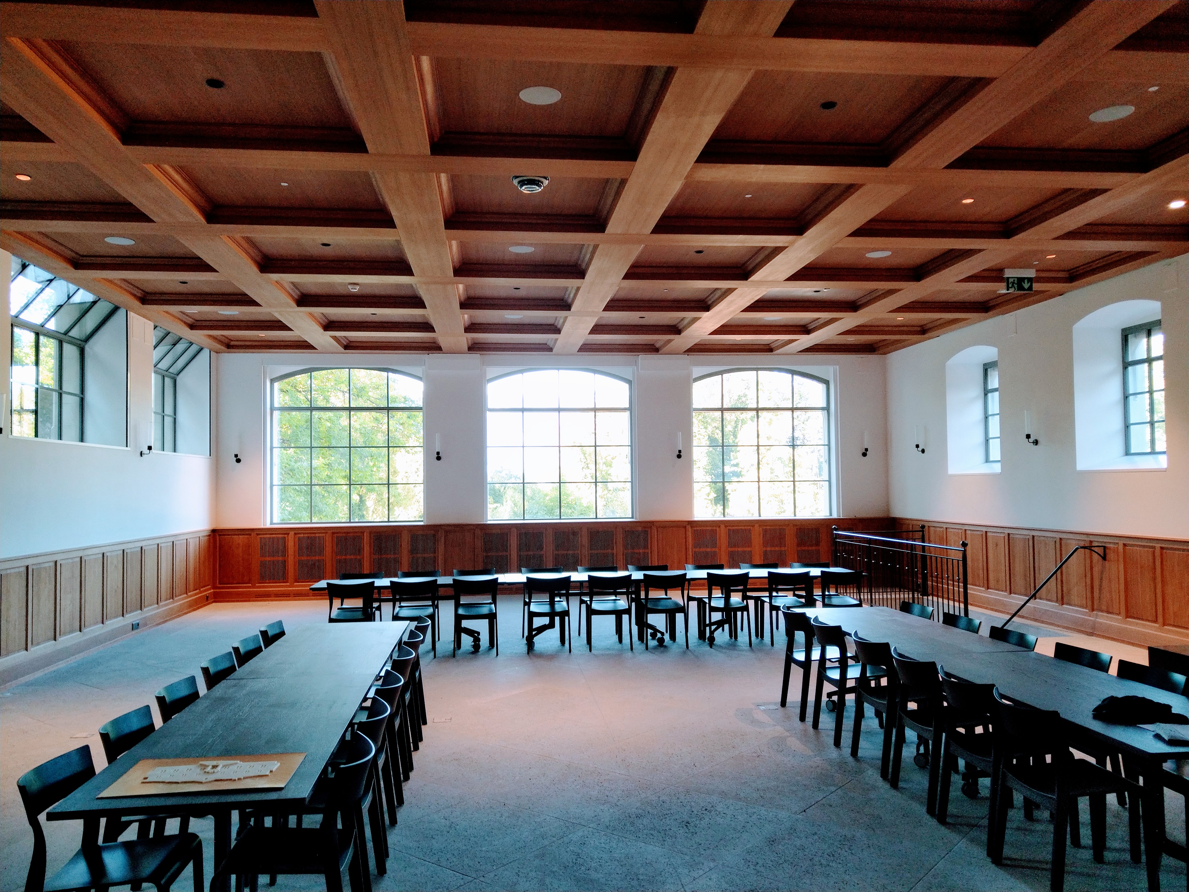 Plafond réalisé par Art et Bois et par Styliner