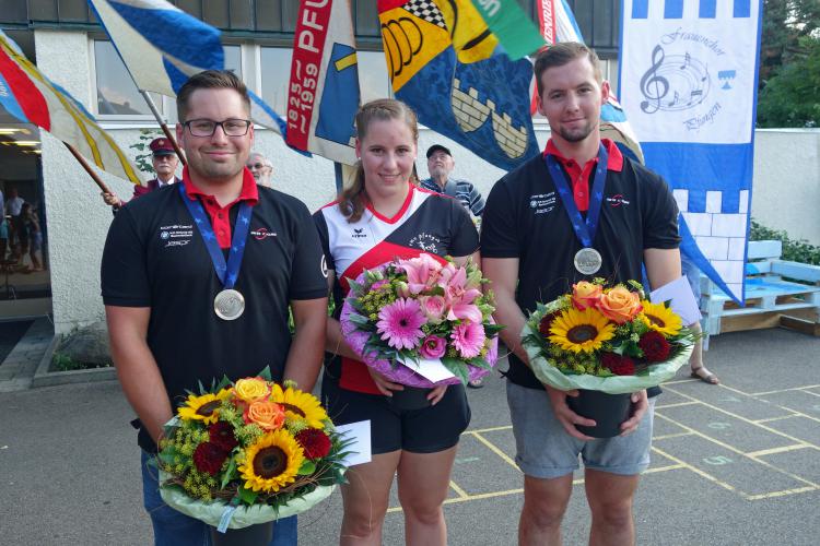 5. Platz durch Seraina im Einer-Kunstradfahren,
Sibermedallie durch Sevi und Beni