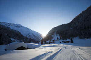 Winter-Loipen-Landschaft Gadmen