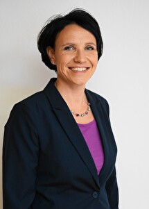 Frau