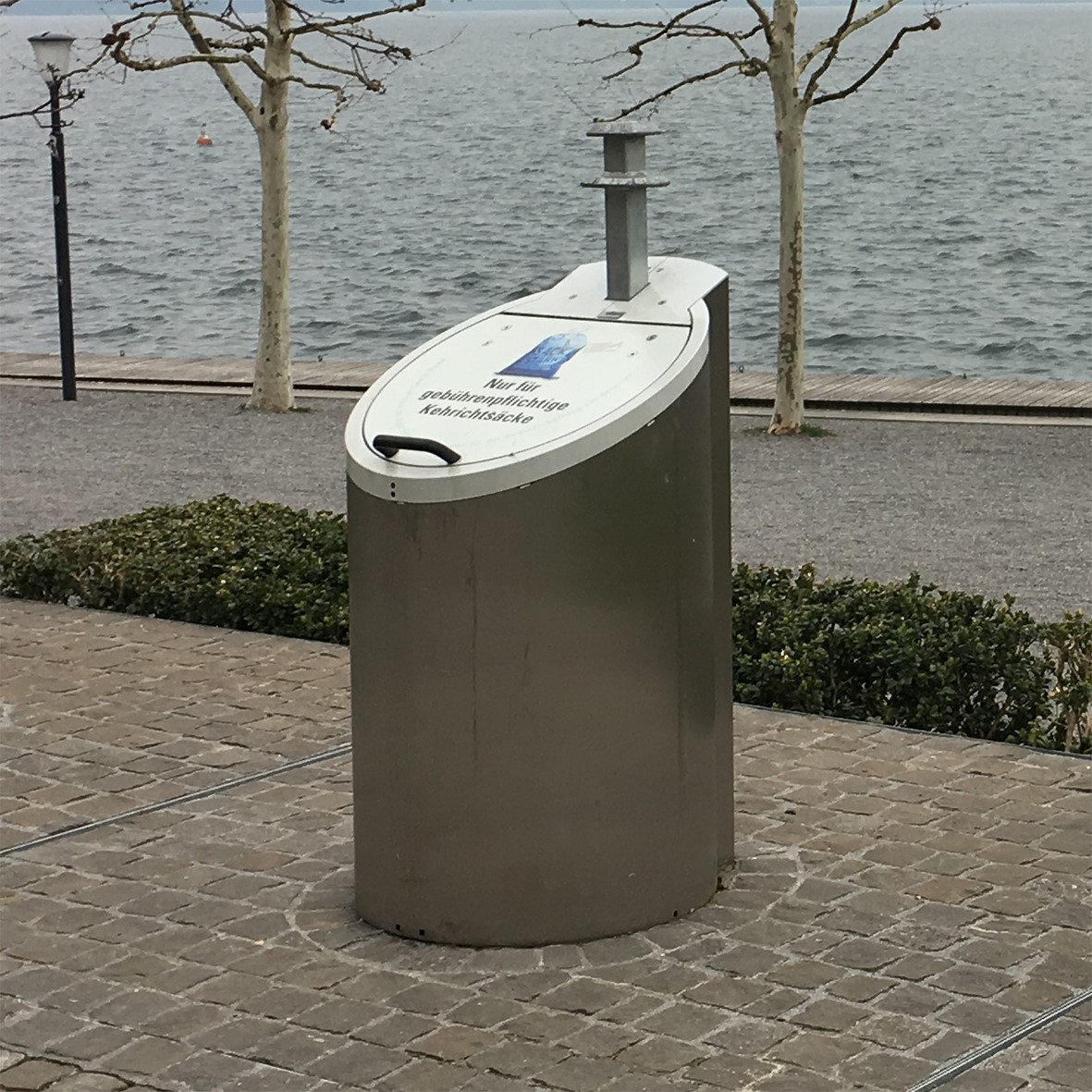 Unterflurbehälter