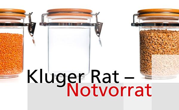 Einmachgläser mit Slogan zu Notvorrat