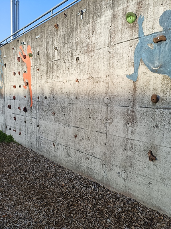 Boulderwand Bonstetten