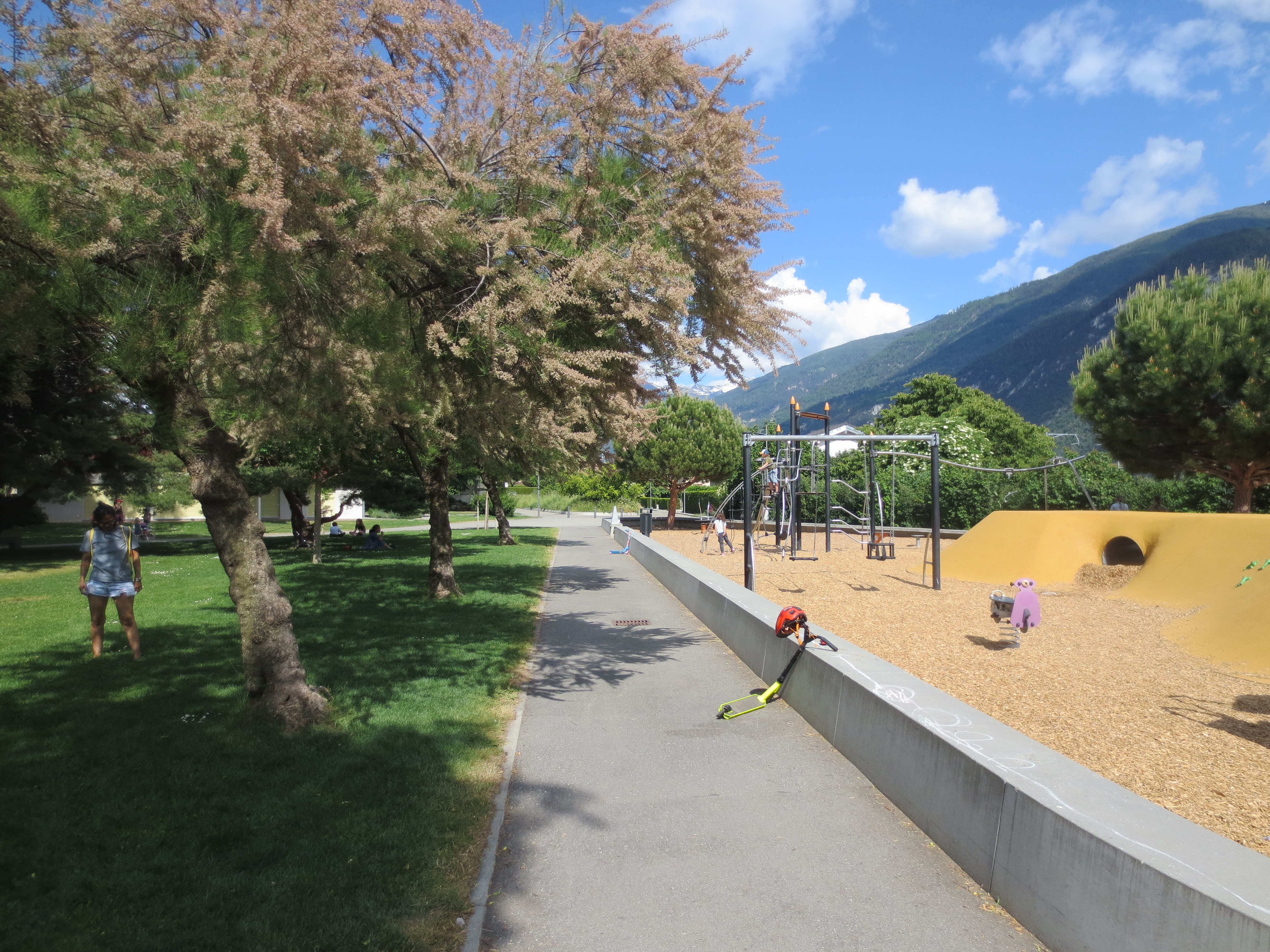 Place de jeux à Uvrier