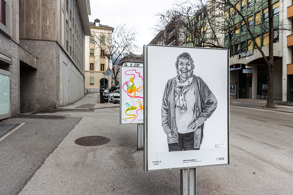 Murzo
Parce qu’elle le vaut bien, 2021, fusain, graphite et collage