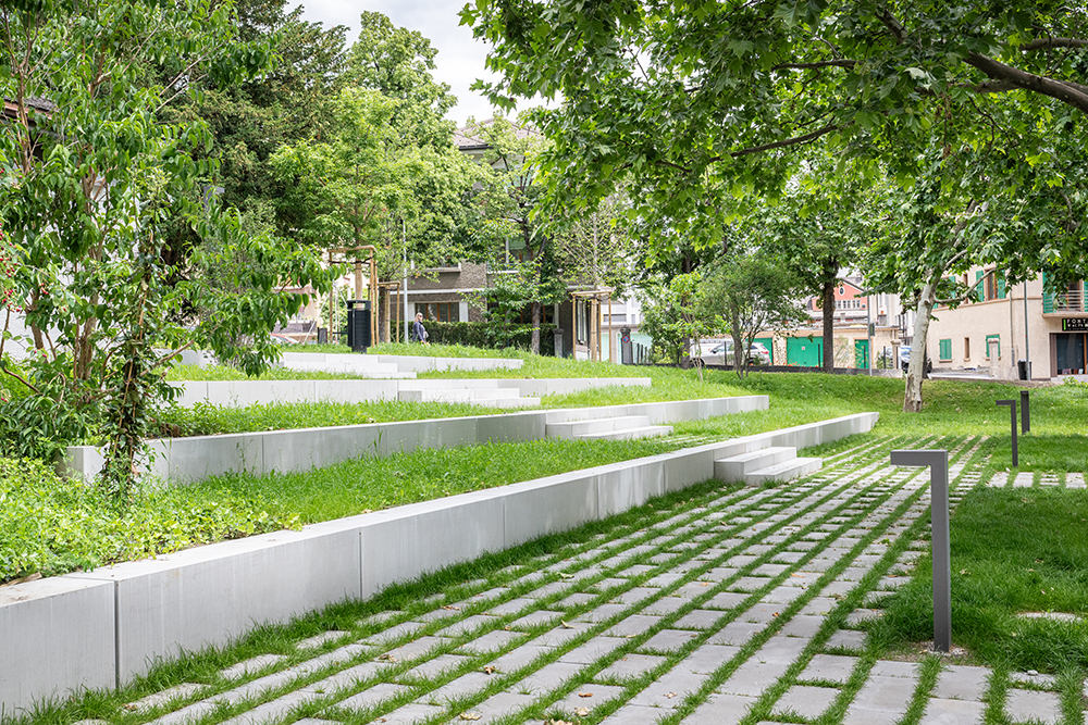 Square des Mayennets