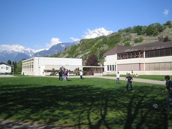 Ecole de Châteauneuf