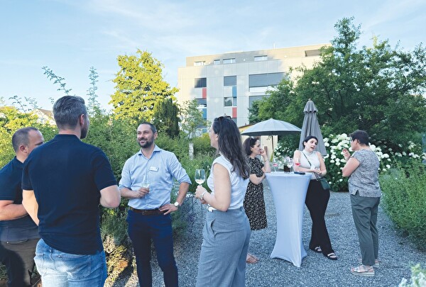 Am Networking-Apéro trafen sich neu angesiedelte Unternehmer mit Vertretern der Industrie- und  Gewerbevereine sowie den Amriswiler Fachgeschäften und der städtischen Wirtschaftskommission.