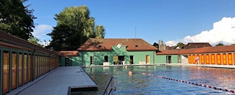 Schwimmbad Aarburg