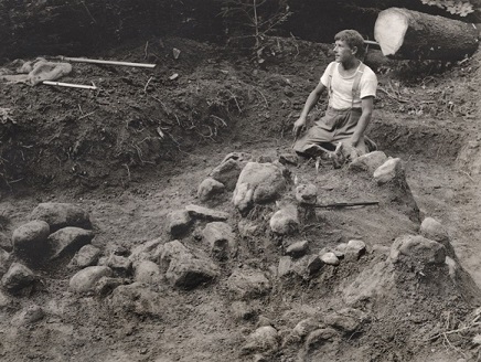 Ausgrabung Zigiholz Grabungsarbeiter 1926.jpg