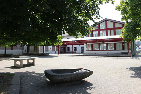 Schulhaus Winkel