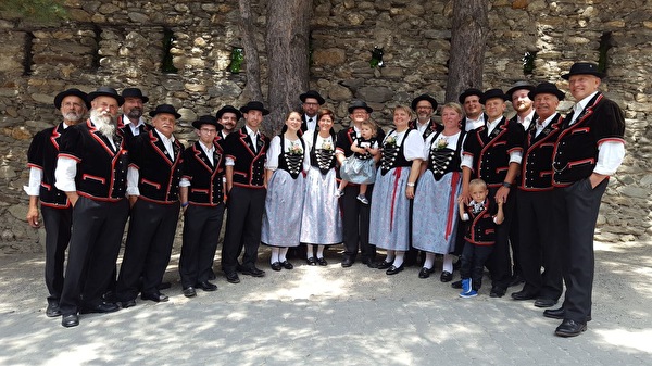 Gruppenbild des Jodlerklub Bärgbrünneli Liesberg