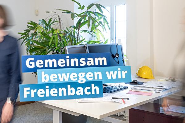 Bild mit dem Claim Gemeinsam bewegen wir Freienbach und Personen die verschwommen sind
