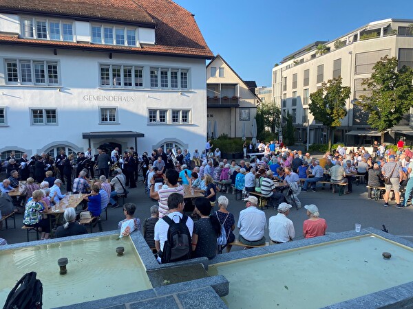 Musik auf dem Pfäffiker Dorfplatz