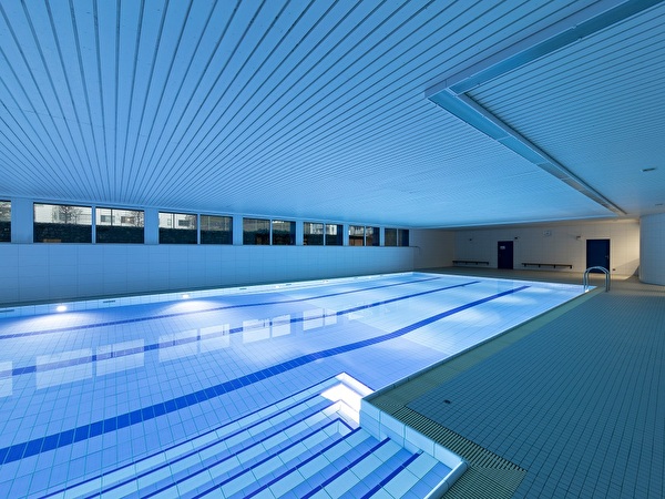 Schwimmbad