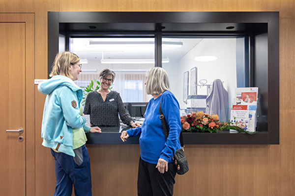 Frauen sprechen an Reception