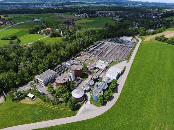 Luftaufnahme der Kläranlage Schönau