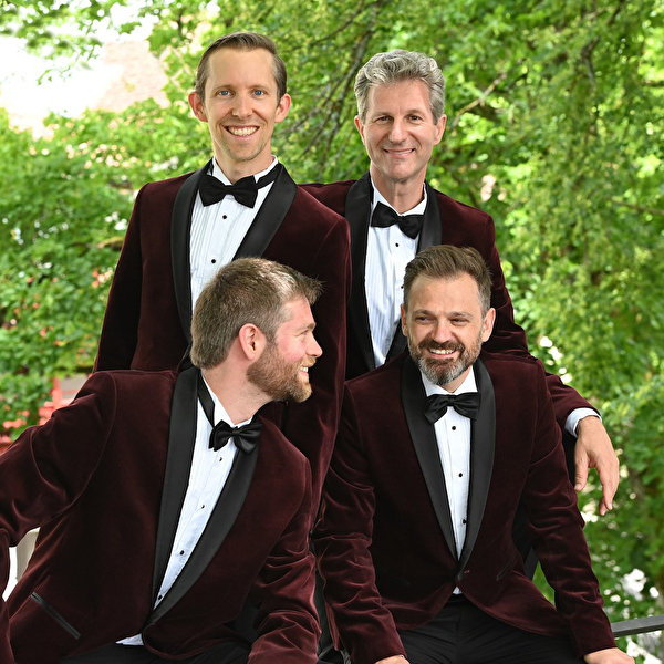 Die Formation «Swing4You» wird in Begleitung der «Jazz Combo 2022» am Dreikönigs-Anlass des Stadtrates im Theater Casino Zug auftreten.