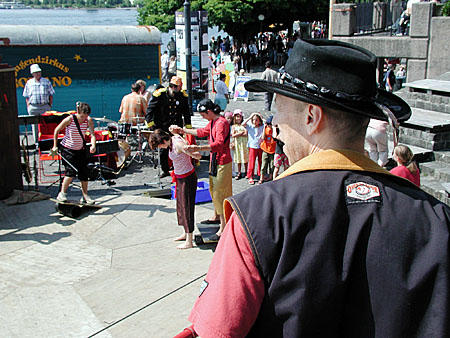 Der wundesame Zirkus Robiano war eines der Angebote der Stadt Zug auf dem Landsgemeindeplatz.